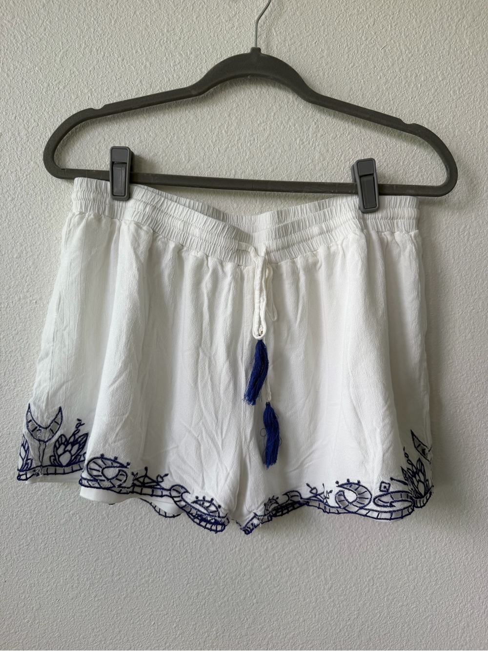 Romeo & Juliet Couture White Shorts with Navy Embroidery and Tassel